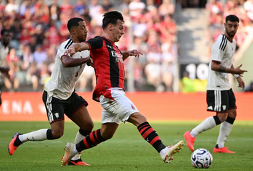 Manchester United vs AC Milan (21:45 – 15/08)